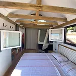 Duplex Alfama, River Views & Hydromassage