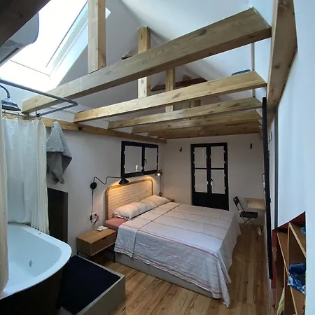 Duplex T2 Em Alfama דירה *
