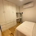 Duplex Alfama, River Views & Hydromassage *