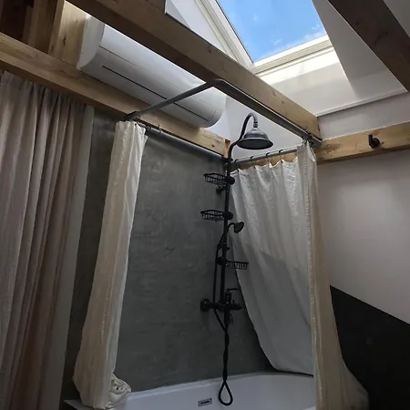 Apartman Duplex Alfama, River Views & Hydromassage